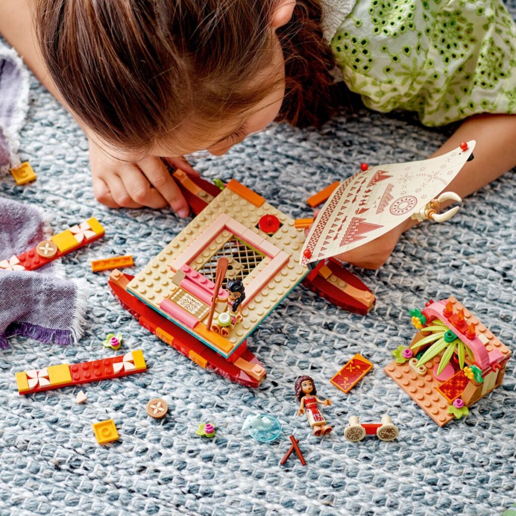 LEGO Disney Vaianas äventyrskanot 43210 galleri